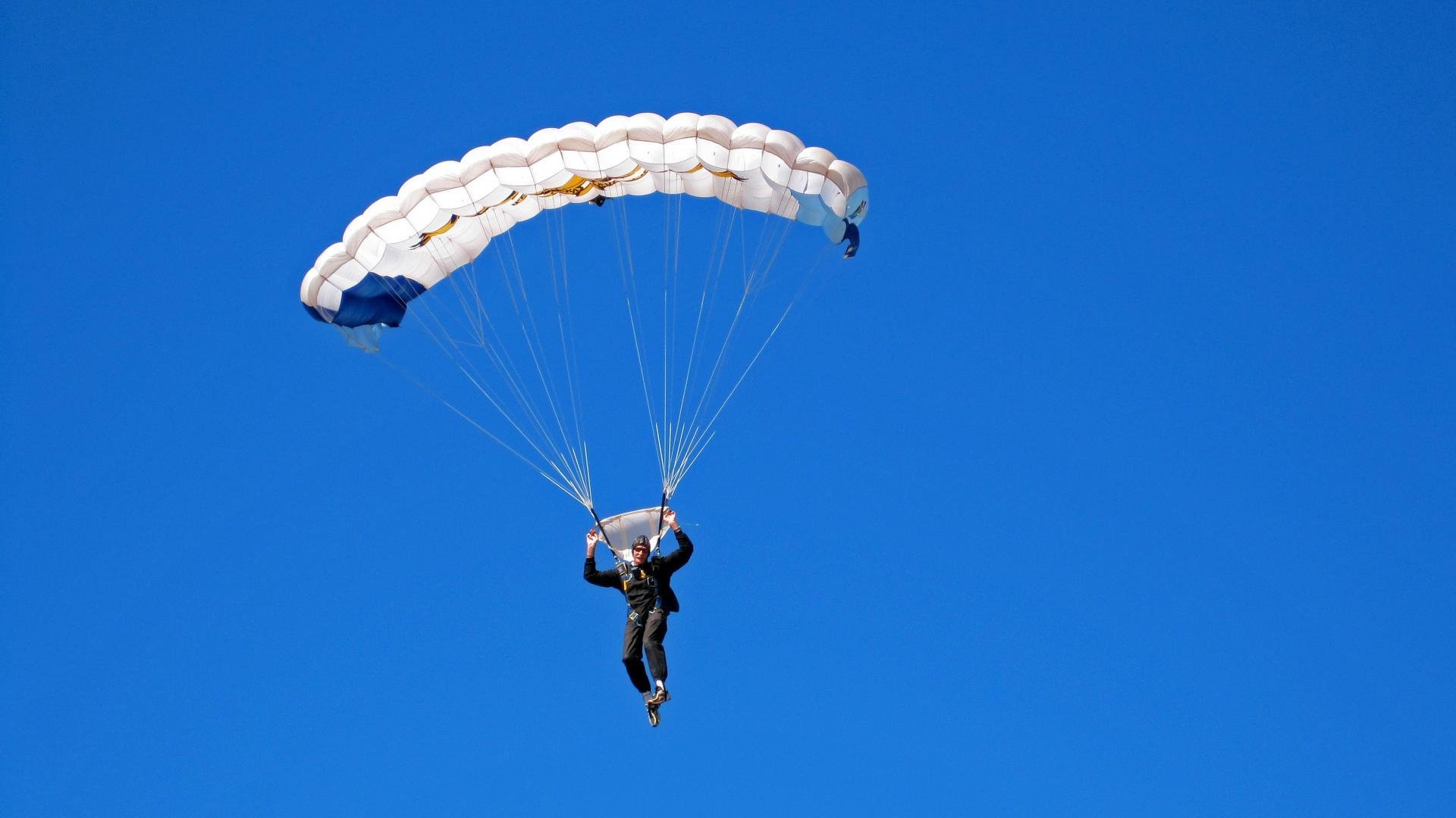 爱游戏官方入口-日本马术协会与国际马术联合会合作,举办国际马术交流活动,促进技术交流。